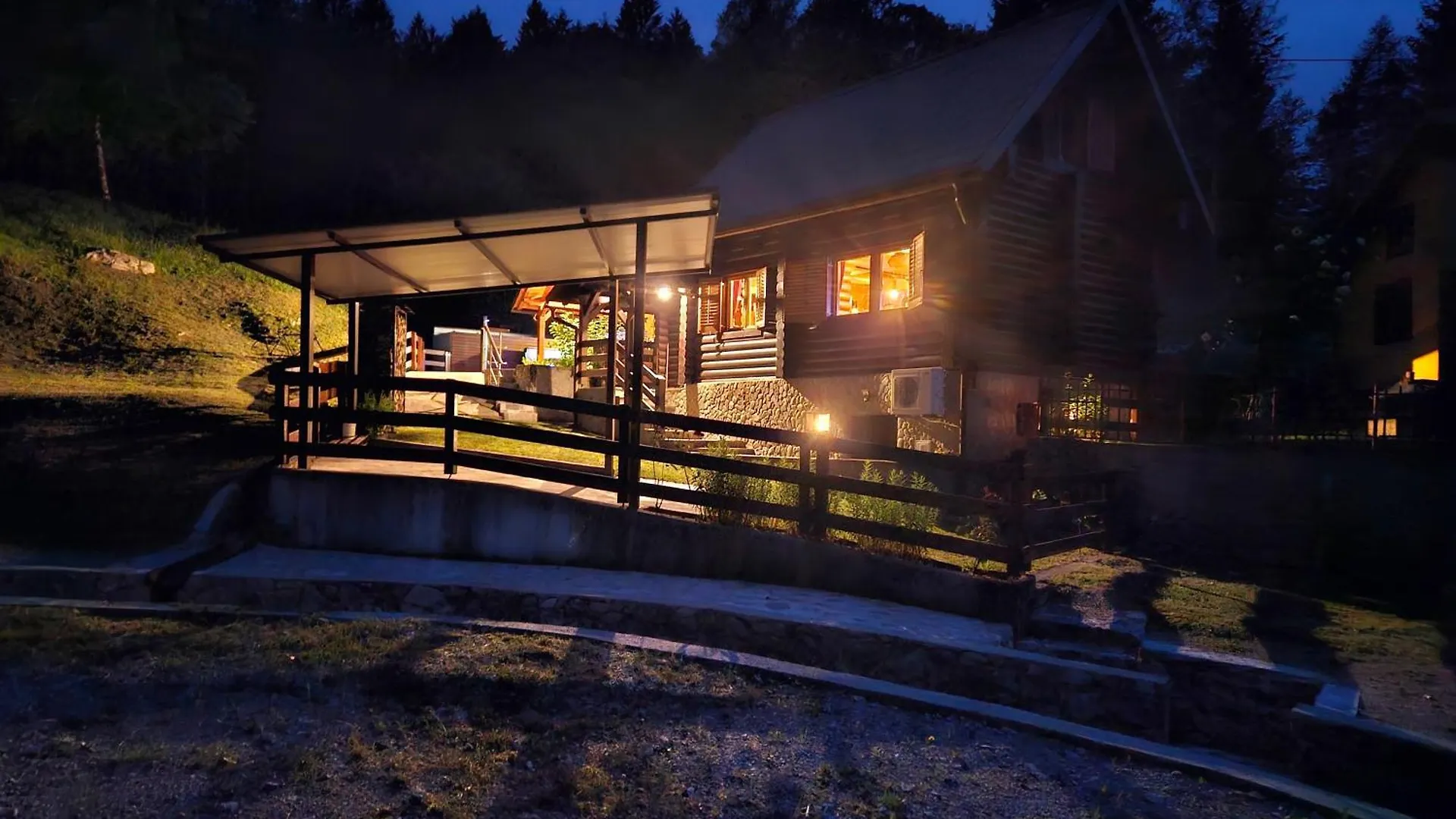 Holiday home Chalet Ograjcica, 4 Star - Gorski Kotar Kuzelj